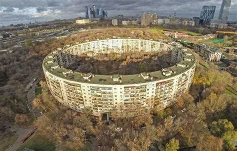 1. Установка качественной двери и замков