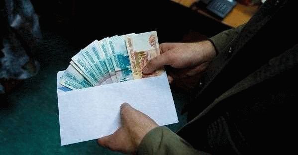 Взяточные схемы и преступления по статье 290 УК РФ